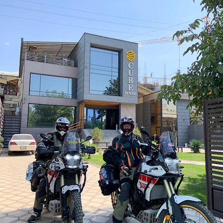 Cube House Osh Otel Dış mekan fotoğraf