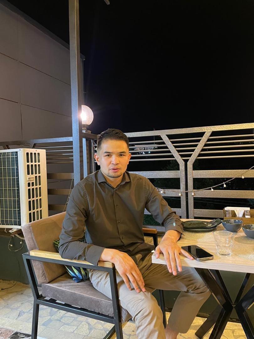 Cube House Osh Otel Dış mekan fotoğraf
