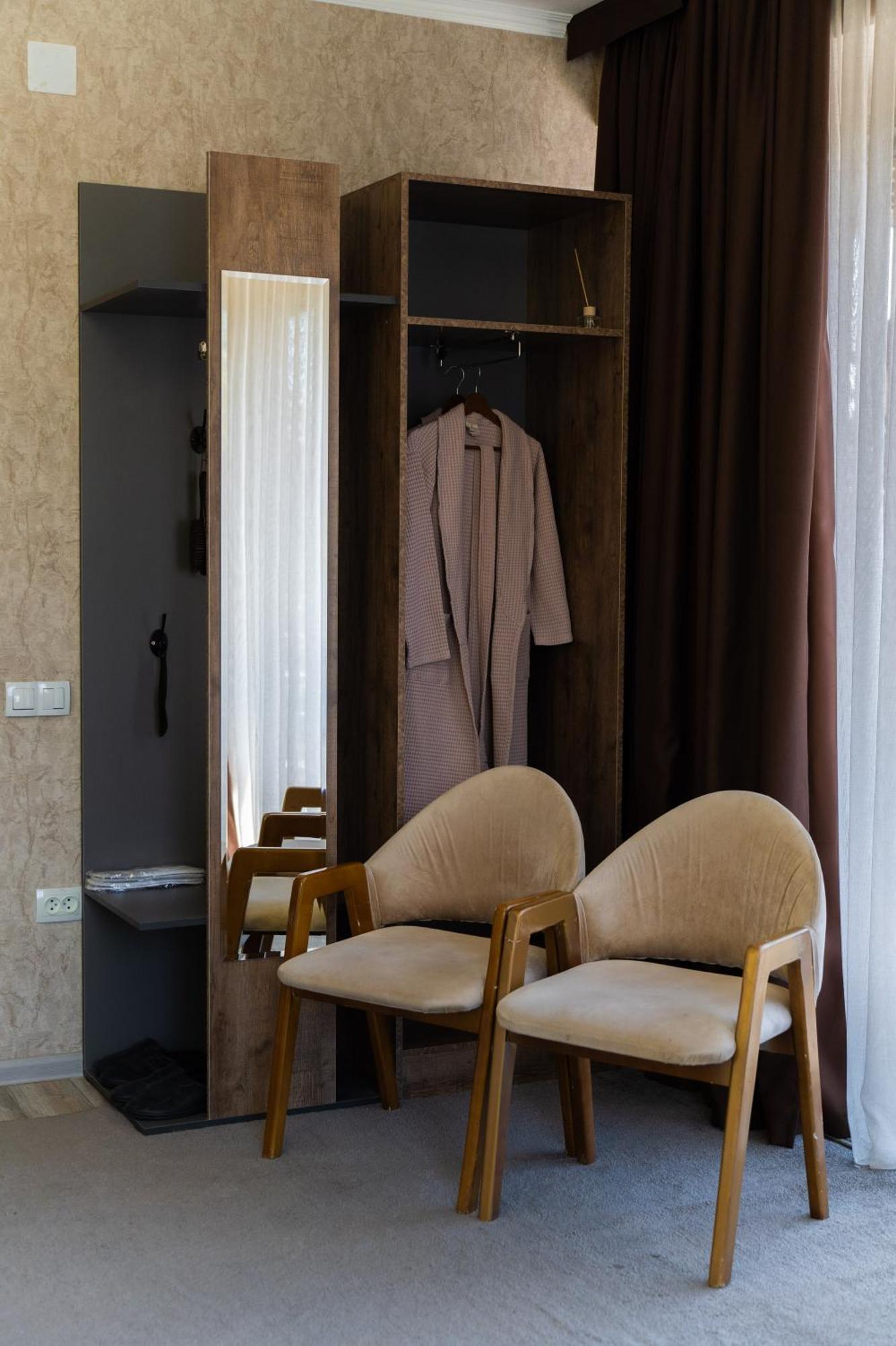 Cube House Osh Otel Dış mekan fotoğraf