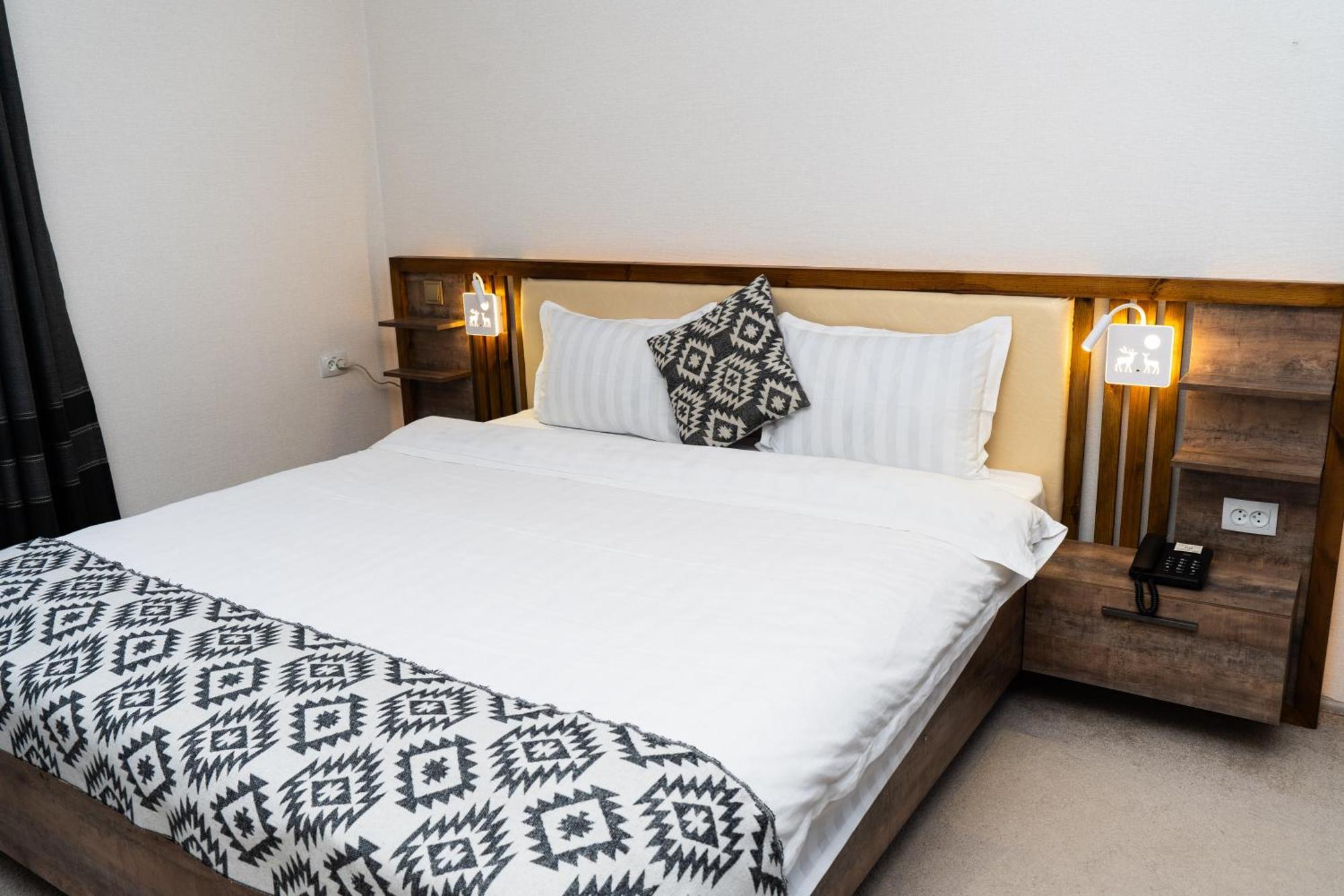Cube House Osh Otel Dış mekan fotoğraf